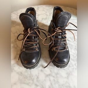 Women’s Frye Genuine Leather Brown Archie Hiking Boots  Lace Up Size 6.5